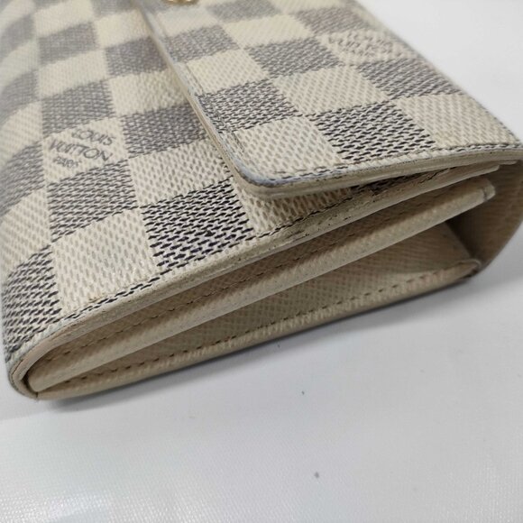 Louis Vuitton Damier Azur Sarah Wallet - Picture 3 of 7